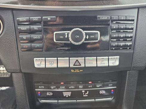 Used 2014 Mercedes-Benz E 350 Sedan image 31