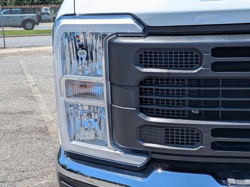 Used 2025 Ford F350 XL w/ XL Driver Assist Package AWD/4WD image 39