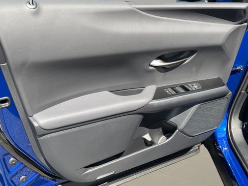 New 2026 Lexus UX 300h FWD image 10
