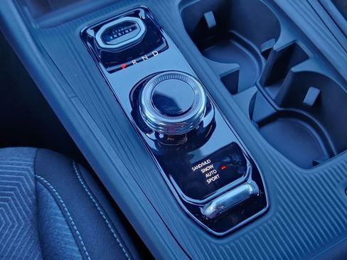 New 2026 Jeep Cherokee Laredo image 11