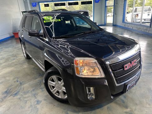 Used 2015 GMC Terrain SLE w/ Convenience Package image 4