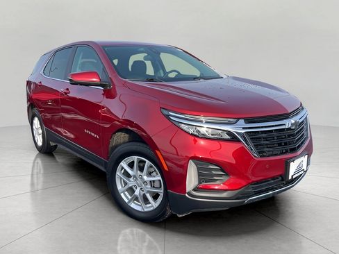 Used 2024 Chevrolet Equinox LT image 1