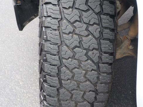 Used 2019 Chevrolet Silverado 2500 LT image 10