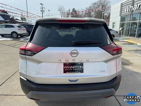 Used 2023 Nissan Rogue SV image 11