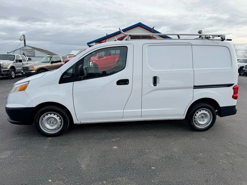 Used 2015 Chevrolet City Express LS image 2