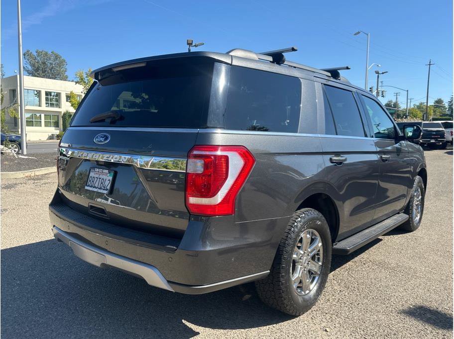 Used 2018 Ford Expedition XLT AWD/4WD image 8