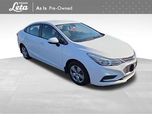 Used 2017 Chevrolet Cruze LS image 15
