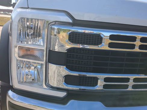New 2026 Ford F450 XL w/ XL Chrome Package image 10