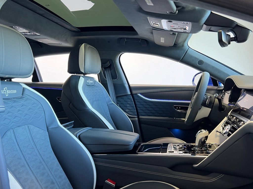 Certified 2025 Bentley Flying Spur Plug-In Hybrid w/ First Edition Specification AWD/4WD image 25