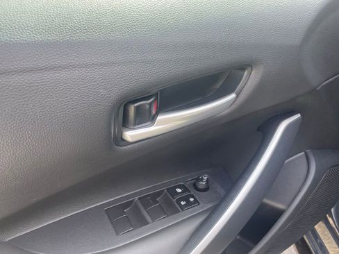 Used 2023 Toyota Corolla SE image 11