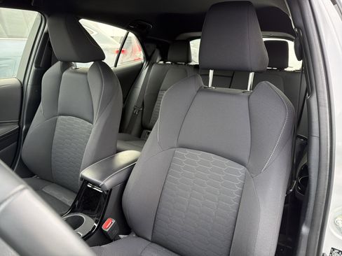 Used 2024 Toyota Corolla SE image 10