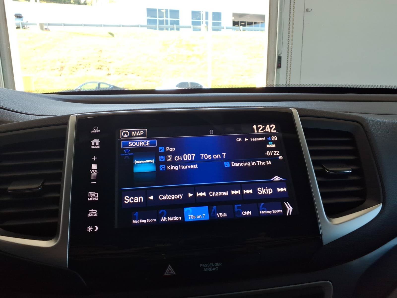 Used 2017 Honda Ridgeline RTL-T image 23