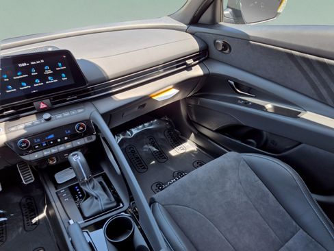 New 2026 Hyundai Elantra N FWD image 12