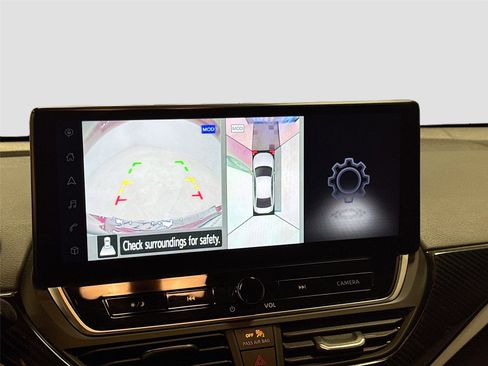 Used 2023 Nissan Altima 2.0 SR FWD image 14