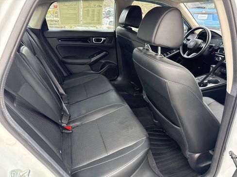 Used 2023 Honda Civic Touring image 10