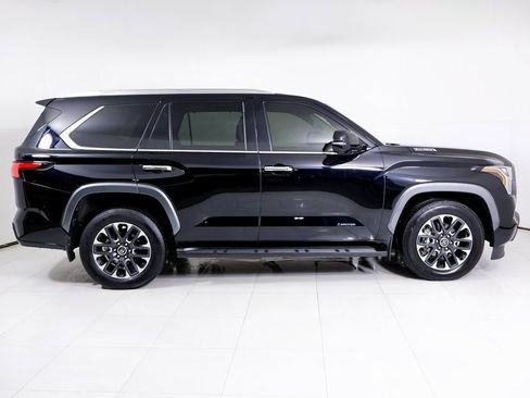 Used 2024 Toyota Sequoia Limited w/ Tow Technology Package image 40