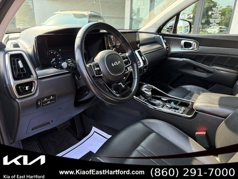 Certified 2023 Kia Sorento SX AWD/4WD image 30