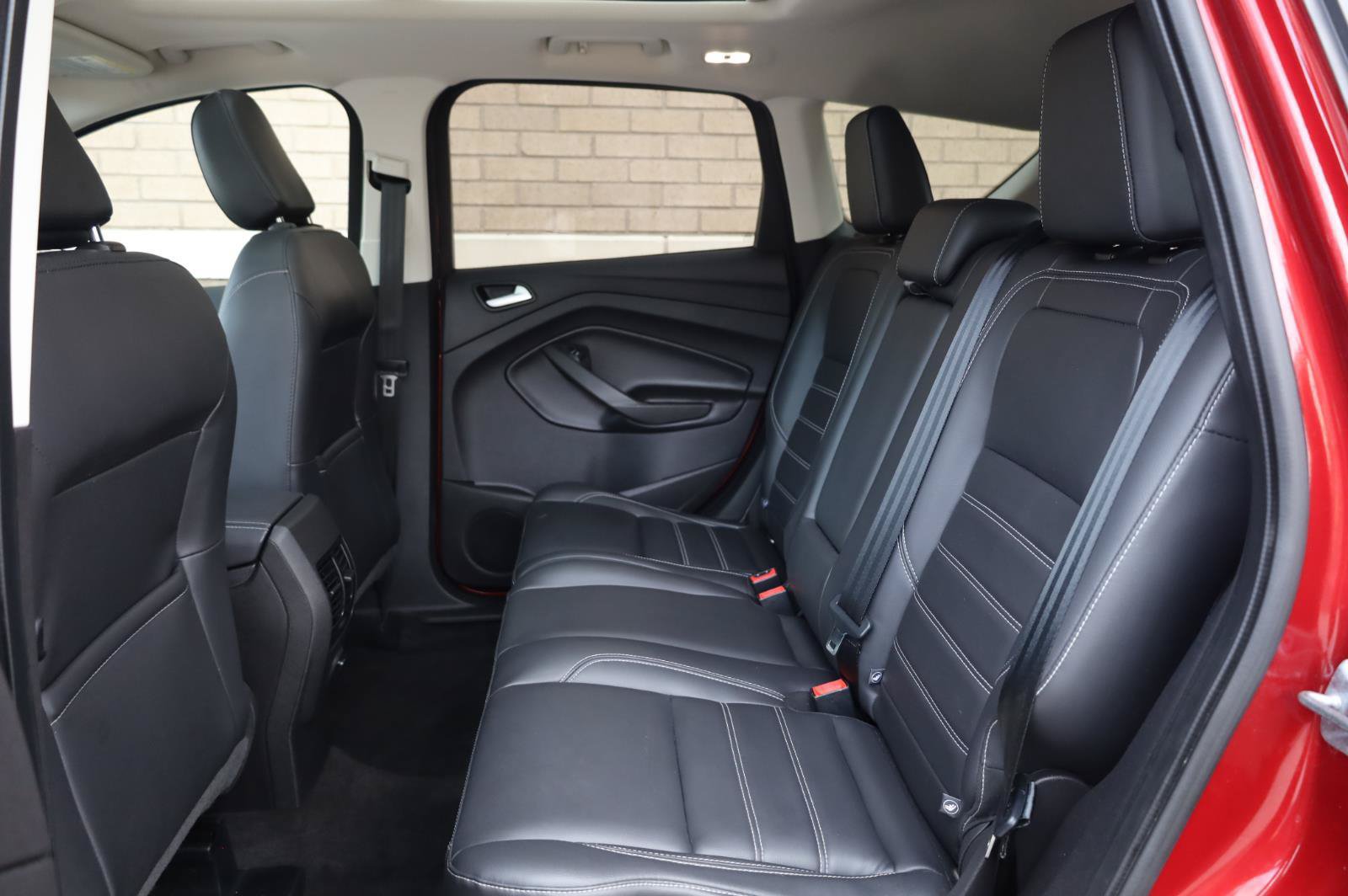 Used 2019 Ford Escape SEL AWD/4WD image 24