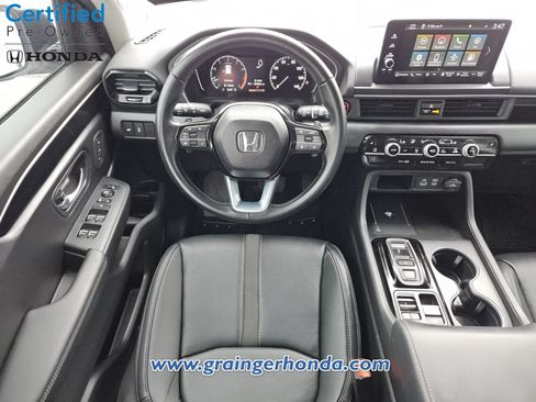 Certified 2023 Honda Pilot Touring image 12