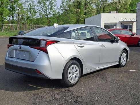 Certified 2022 Toyota Prius LE FWD image 26