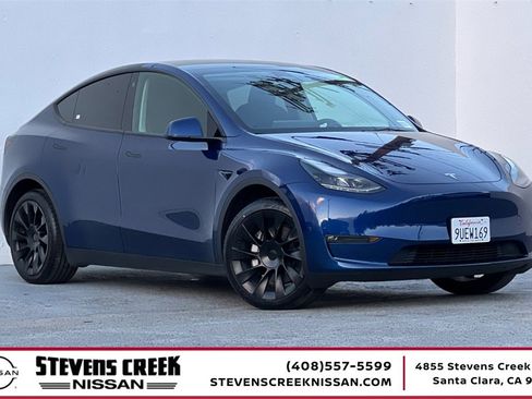 Used 2023 Tesla Model Y Long Range image 1