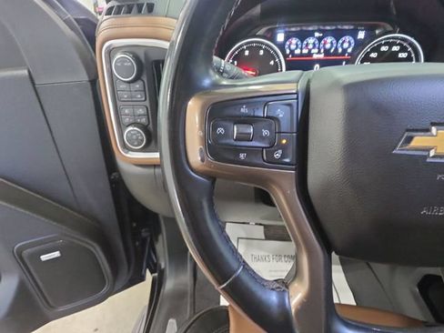 Used 2023 Chevrolet Silverado 3500 High Country w/ Z71 Off-Road Package AWD/4WD image 16