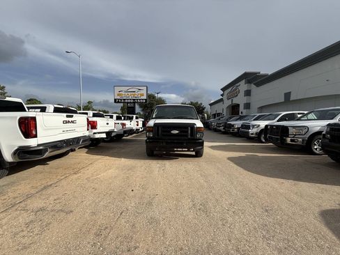 Used 2014 Ford E-150 and Econoline 150 RWD image 37