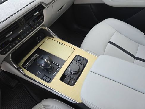 Used 2024 MAZDA CX-90 3.3 Turbo S w/ Premium Plus AWD/4WD image 24