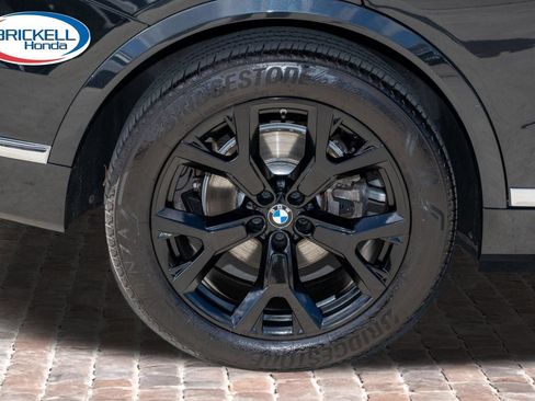 Used 2024 BMW X7 xDrive40i w/ Premium Package AWD/4WD image 44