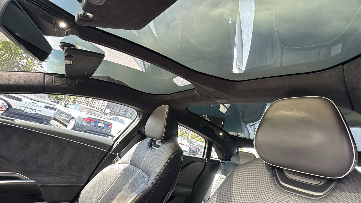 Used 2024 Lucid Air Grand Touring AWD/4WD image 12