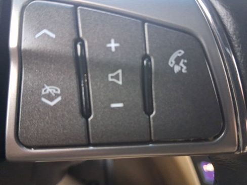 Used 2011 Cadillac CTS Premium image 17