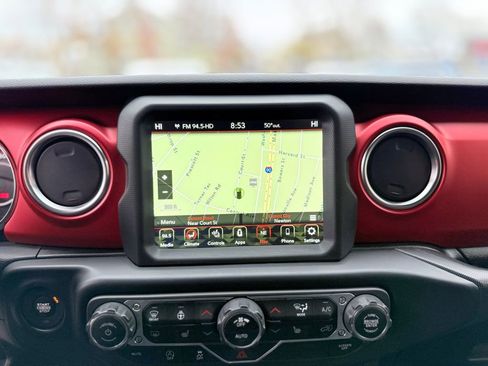 Used 2022 Jeep Wrangler Unlimited Rubicon w/ Steel Bumper Group image 13