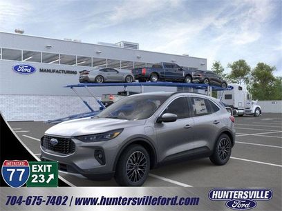 New 2026 Ford Escape SE w/ PHEV Premium Package