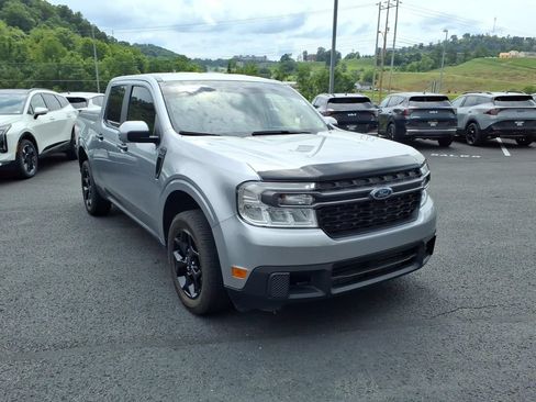 Used 2023 Ford Maverick XLT w/ Equipment Group 300A Standard AWD/4WD image 4