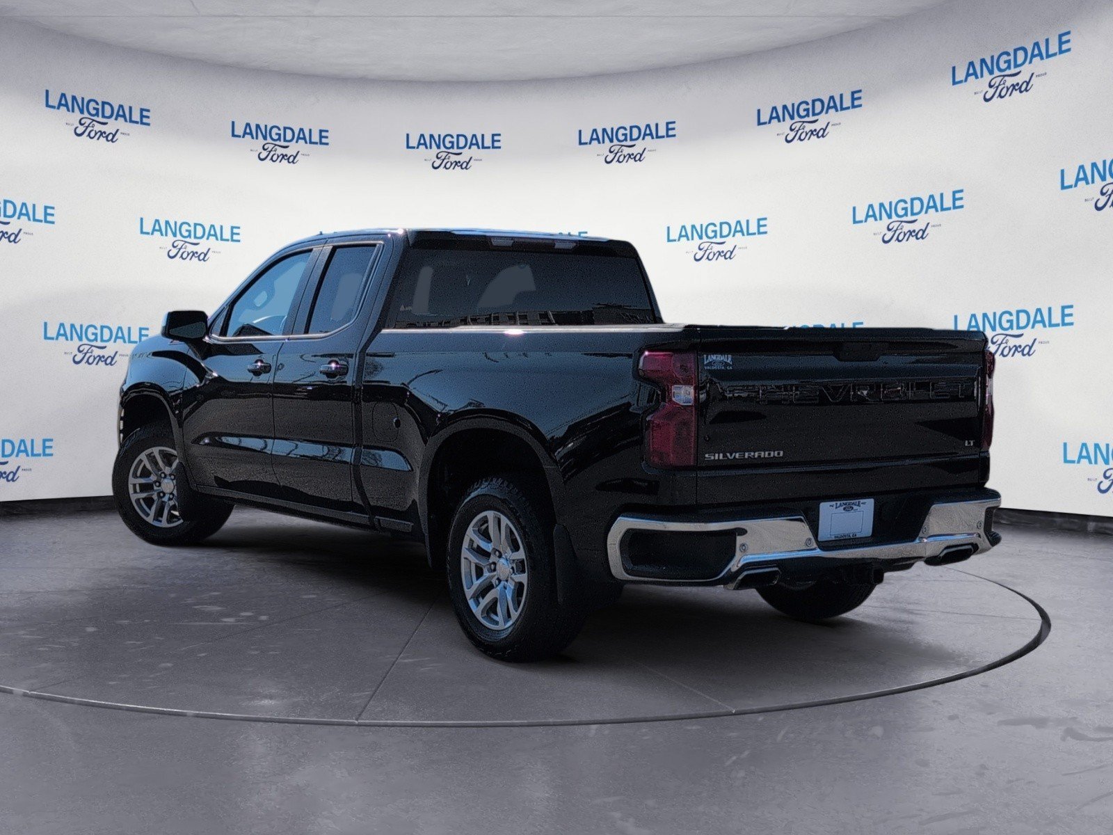 Used 2019 Chevrolet Silverado 1500 LT w/ All-Star Edition AWD/4WD image 9