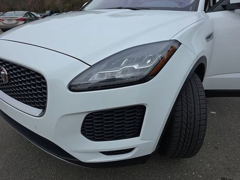 Used 2020 Jaguar E-PACE SE image 44