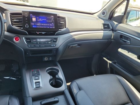 Used 2023 Honda Ridgeline RTL image 16