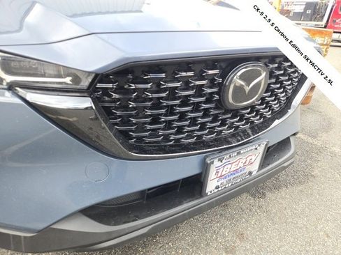 Used 2023 MAZDA CX-5 Carbon Edition image 2