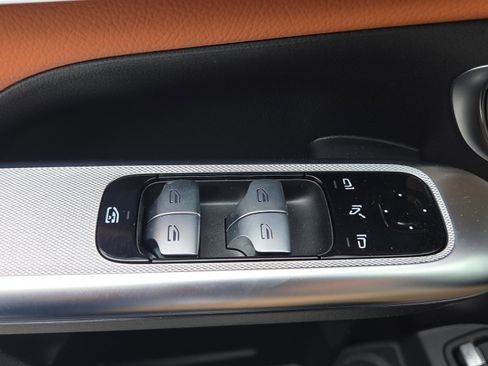 New 2026 Mercedes-Benz GLC 300 image 35