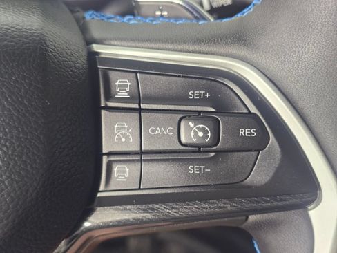Used 2022 Jeep Grand Cherokee Trailhawk AWD/4WD image 37