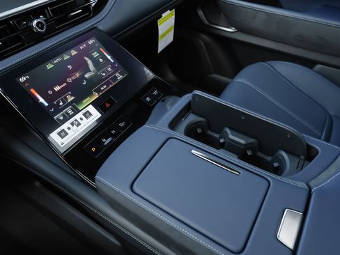 New 2026 INFINITI QX80 4WD w/ Sport Exterior Package image 12