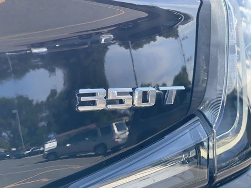 Used 2024 Cadillac XT4 Sport AWD/4WD image 8