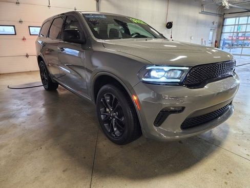 Used 2022 Dodge Durango SXT w/ Blacktop Package image 6