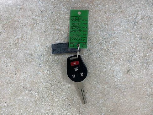 Used 2017 Nissan Sentra S image 28