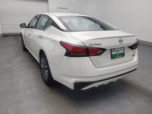 Used 2023 Nissan Altima 2.5 SV AWD/4WD image 5