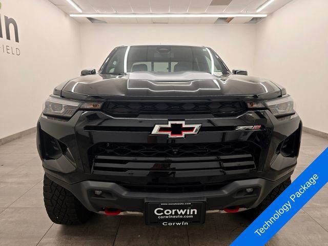 Used 2024 Chevrolet Colorado ZR2 w/ ZR2 Convenience Package III AWD/4WD image 8