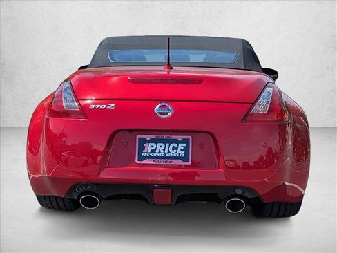 Used 2018 Nissan 370Z Touring Sport RWD image 6