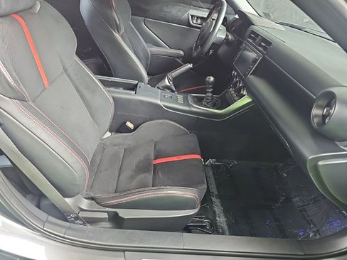 Used 2022 Subaru BRZ Limited RWD image 19