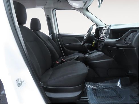 Used 2018 RAM ProMaster City Tradesman image 10