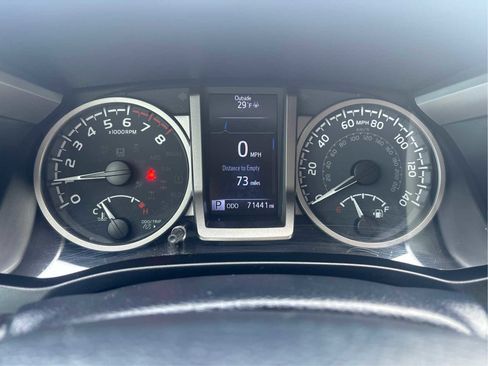 Used 2020 Toyota Tacoma SR5 image 17